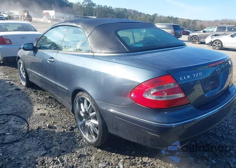2005 Mercedes-Benz Clk 320 из США, поврежденный, VIN WDBTK65G65T035050
